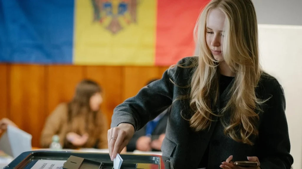 Молдова бере курс на Європу: партія Маї Санду перемогла у парламентських виборах