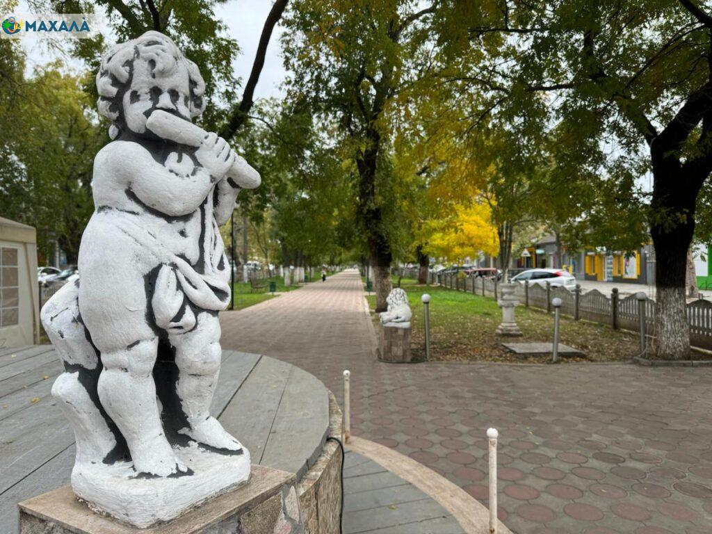 Виведення 10 копійок, перехід на зимовий час, пенсії та субсидії: які зміни чекатимуть на українців у жовтні