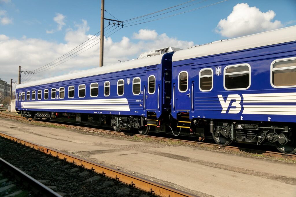 “Укрзалізниця” запускає прямий потяг до Румунії