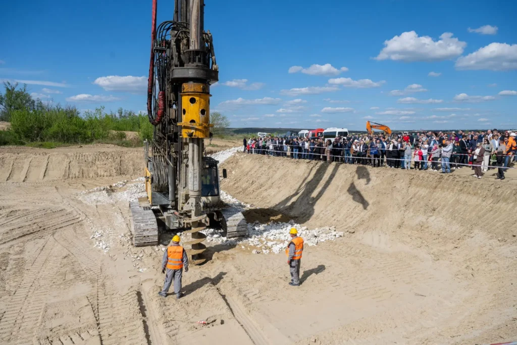 Від Ясси до Одеси: стартувало будівництво міжнародної автомагістралі, яка має з’єднати Румунію, Молдову та Україну