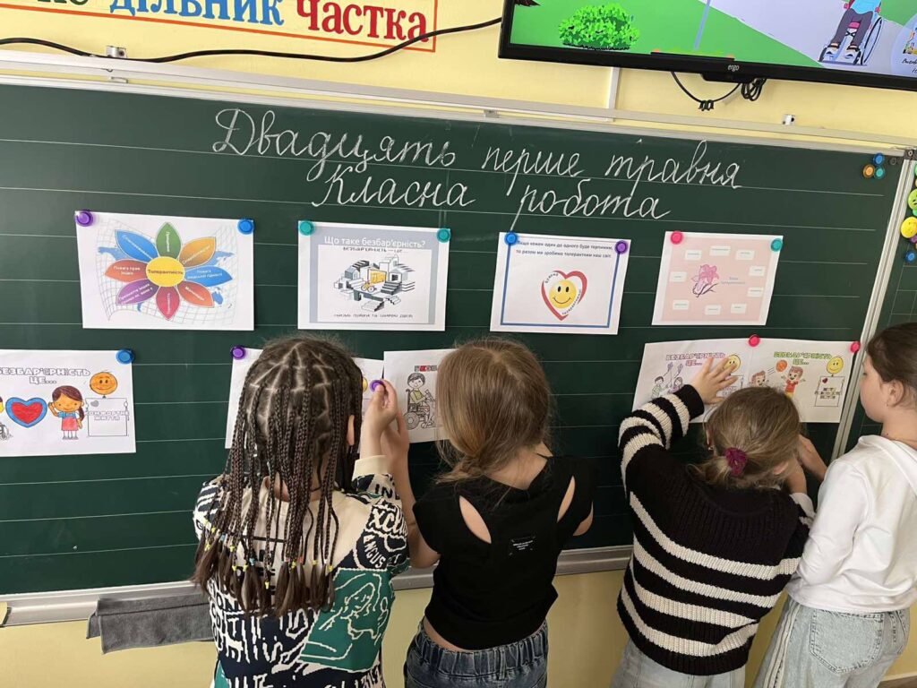 Попри рекомендацію Одеського департаменту освіти у Болградській громаді осінні канікули відбудуться за графіком