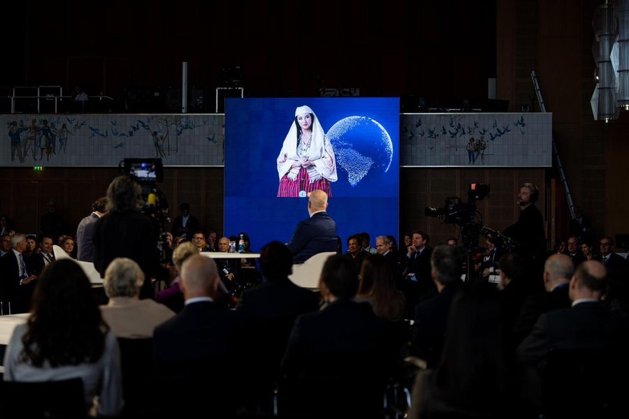 Прем’єр Албанії оголосив про «вагітність» ШІ-міністерки