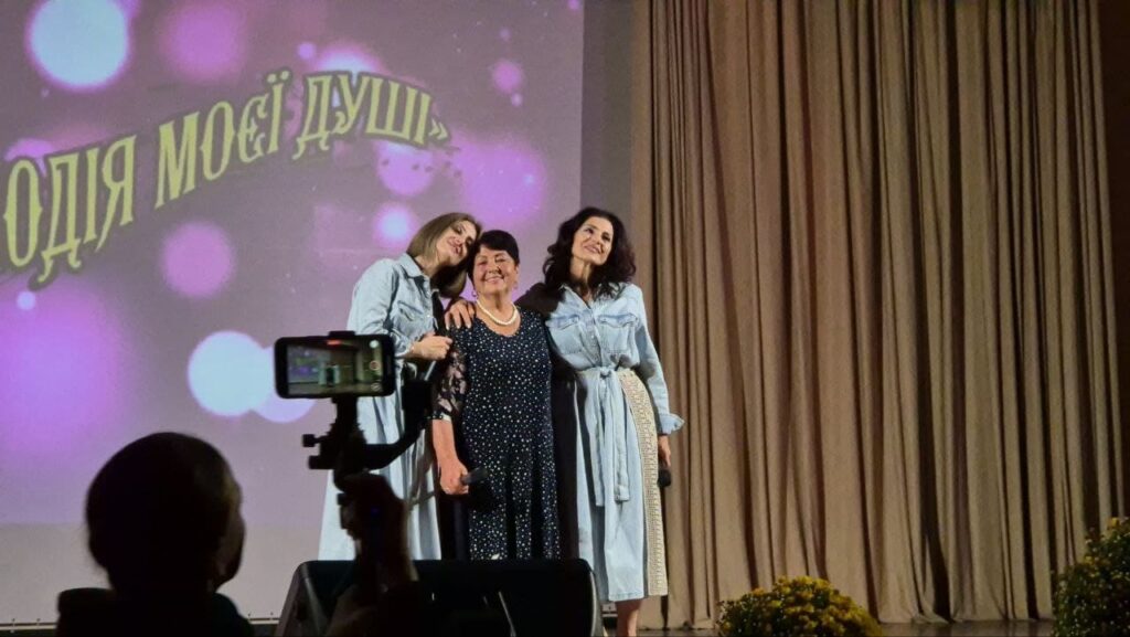 Мелодія моєї душі: у Котловині відбувся ювілейний творчий вечір Людмили Ангельчевої