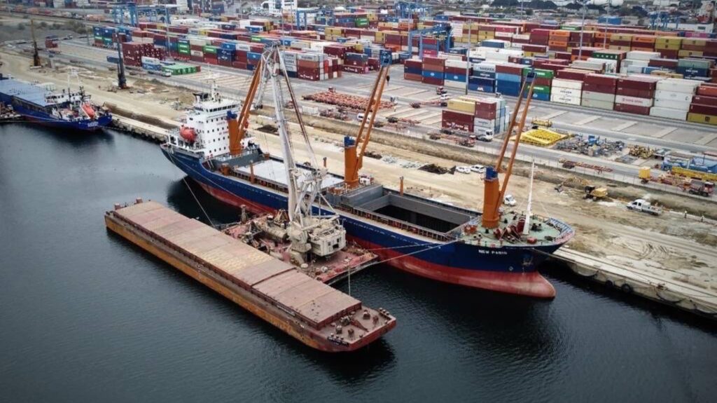 До суду скерували справу щодо організованої групи, яка заволоділа 32 суднами “Українського Дунайського пароплавства”