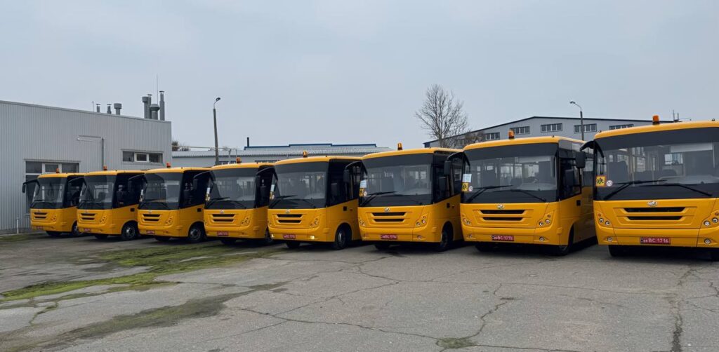Одещина отримала нові шкільні автобуси: які саме громади?