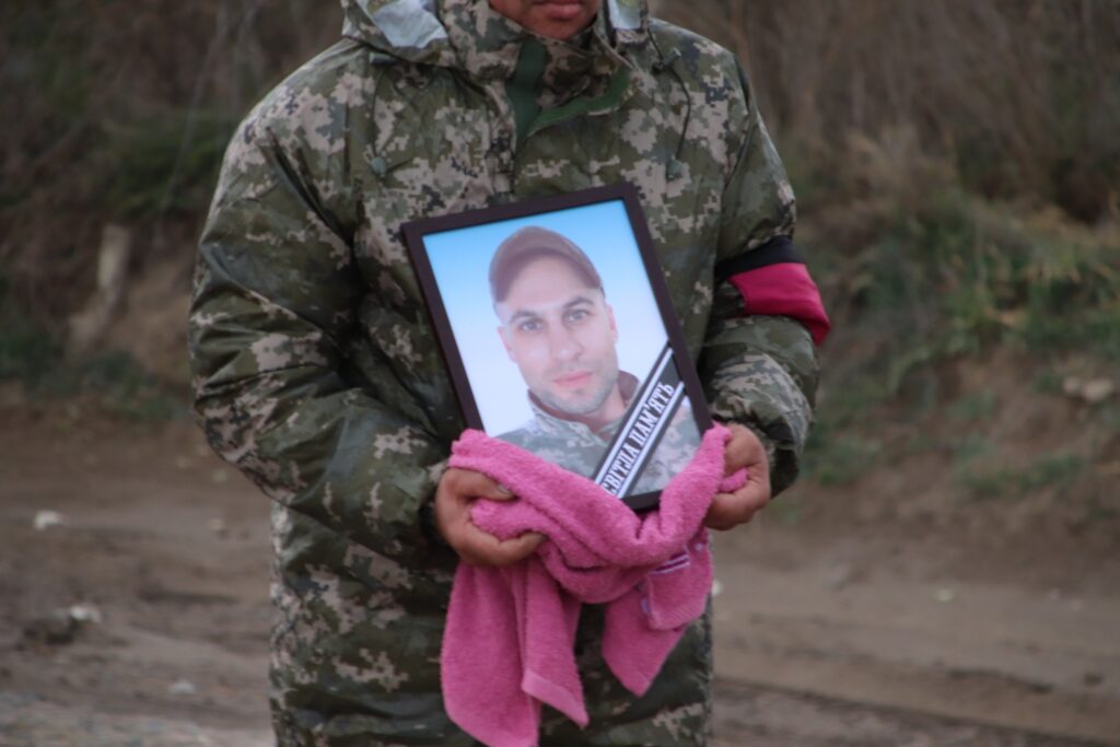 У селі Залізничне планують перейменувати вулицю на честь загиблого воїна Дениса Проданова