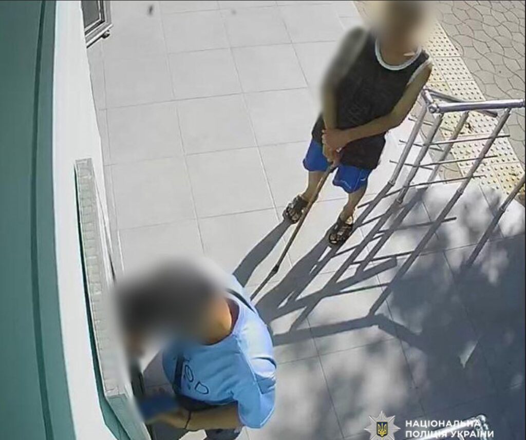 Обійняв і витягнув гроші: три крадії з Болградського та Ізмаїльського районів притягнуті до відповідальності