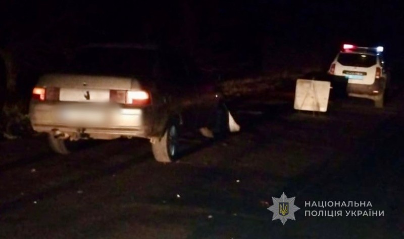 У Білгород-Дністровському районі під колесами автомобіля загинула людина