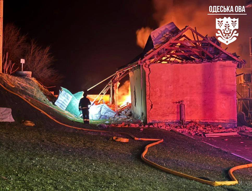 Нічна атака на Бессарабію: пошкоджено енергетичний об’єкт та домівки