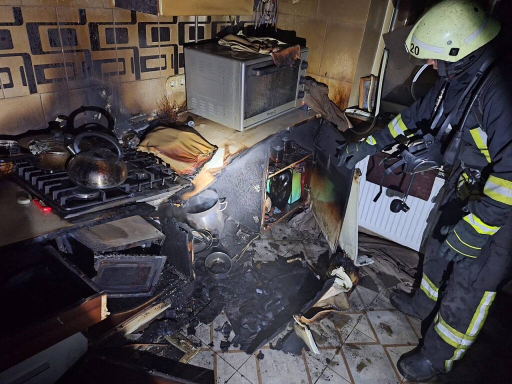 В Ізмаїлі у багатоповерхівці через спалах побутової техніки ледь не згоріла квартира