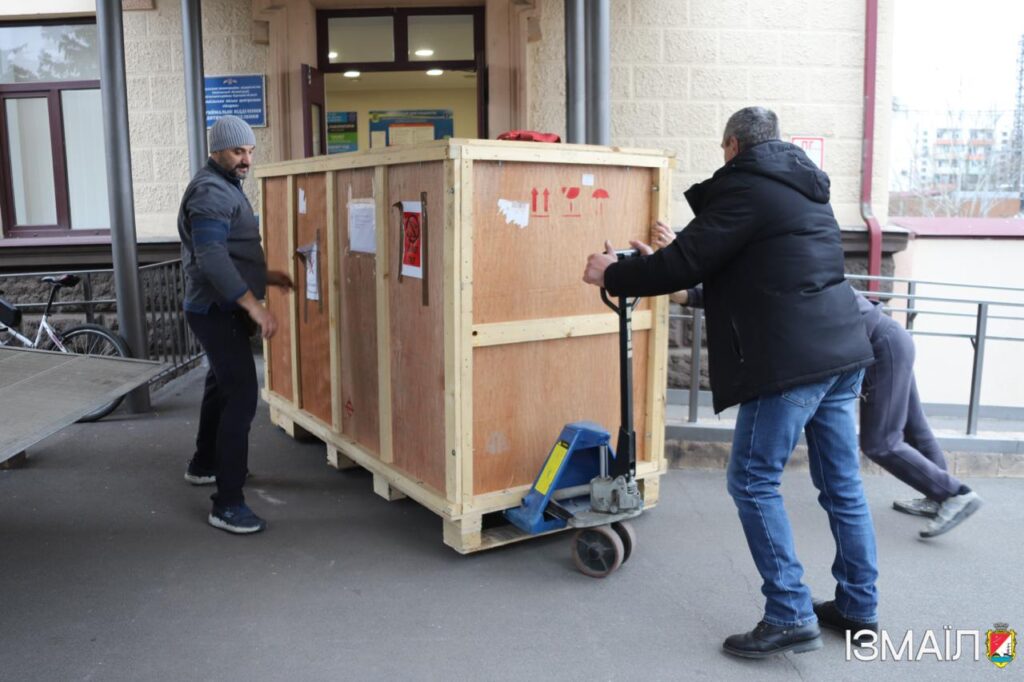До Ізмаїльської міської лікарні доставили нову сучасну мобільну рентгенівську систему&nbsp;