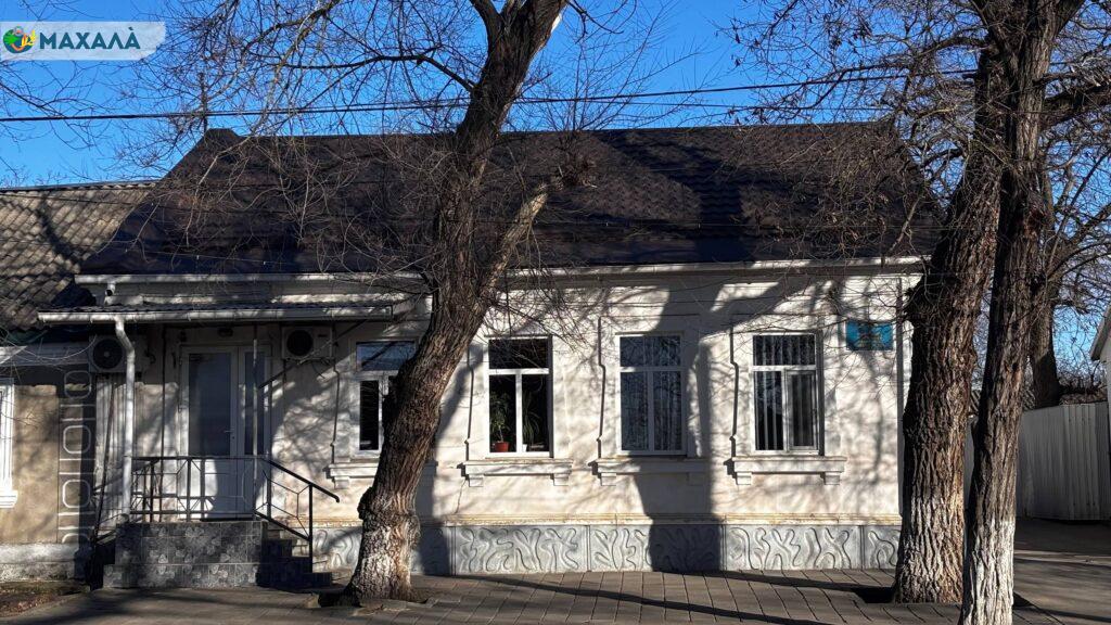 У Болграді завершили капітальний ремонт покрівлі будівлі відділу освіти