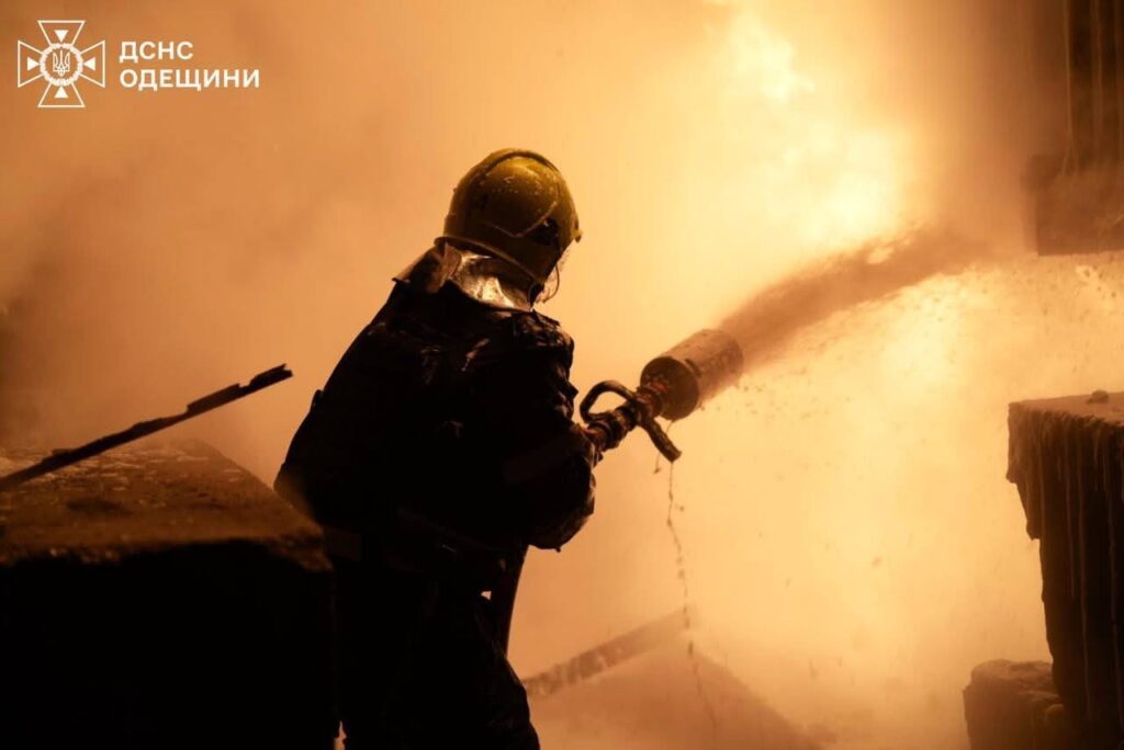 Росія зруйнувала енергетичні обʼєкти на Одещині: деталі нічної атаки