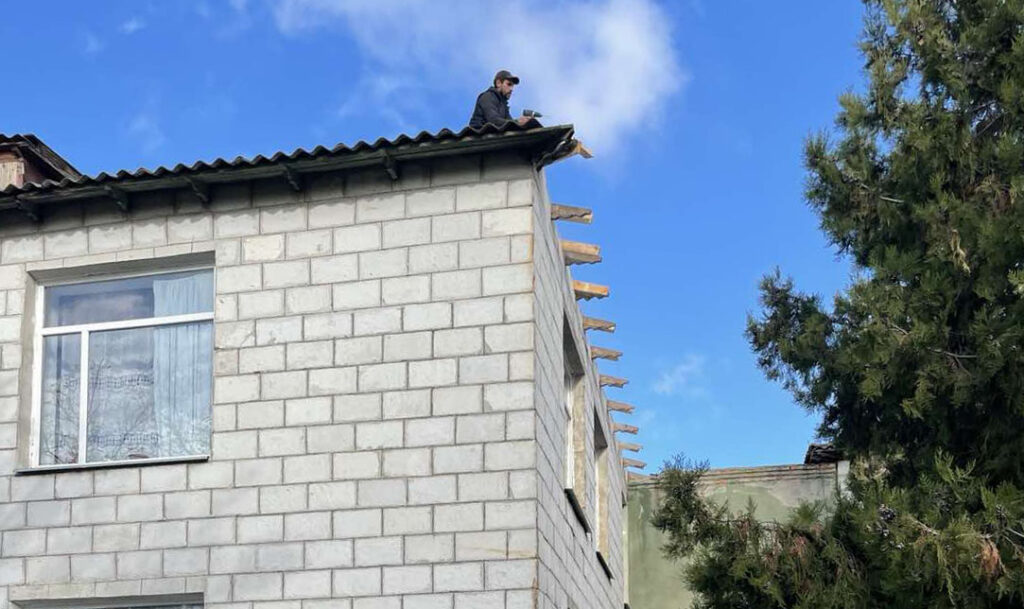 У Городненській громаді завершили капітальний ремонт покрівлі Новотроянівського дитсадка