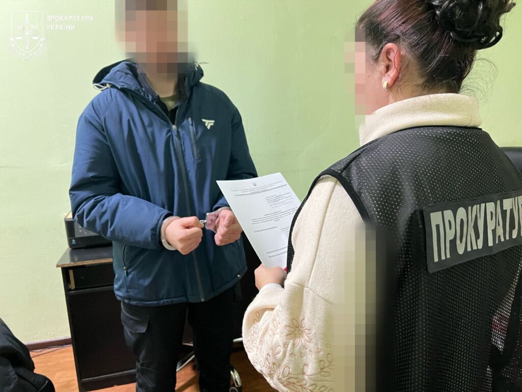 Мешканка Білгород-Дністровського району організувала канал ввезення кокаїну в Україну з-за кордону