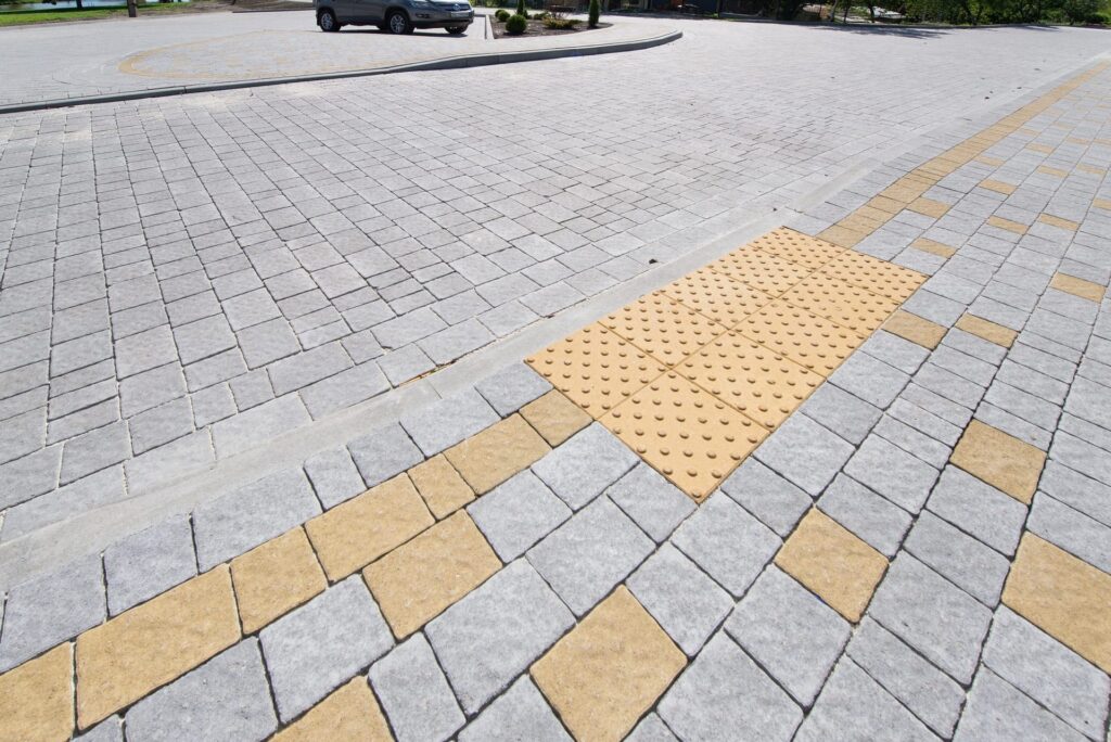 В Ізмаїлі оголосили тендер на понад 2,8 млн грн для ремонту шляхів евакуації в центрі для ВПО