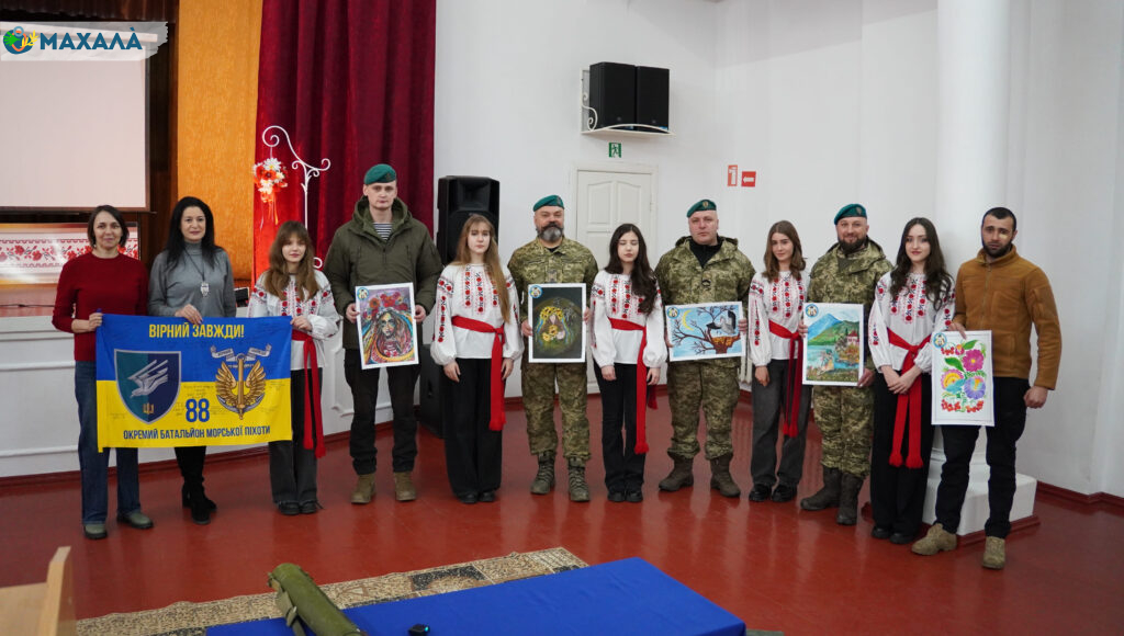 Військові 88 окремого батальйону морської піхоти подякували учням Болградської гімназії за благодійну допомогу (відео)