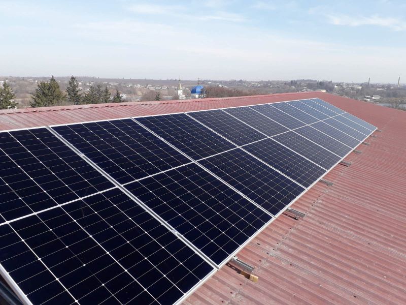 У центральній районній лікарні Саф’янівської сільської ради встановили сонячну електростанцію