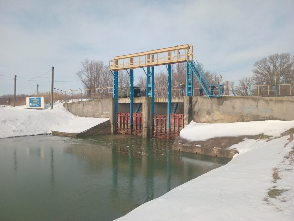 Стан дамби на Дунаї під контролем спеціалістів, катастрофічної ситуації немає