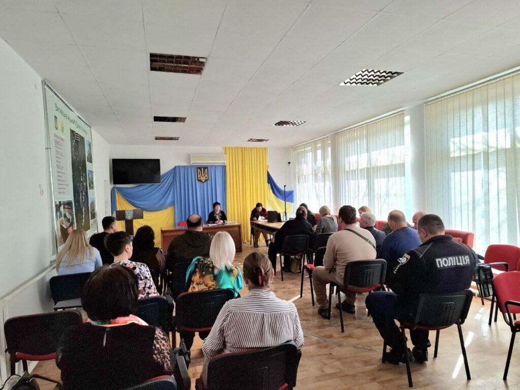 Кворум є, рішення немає: чим може завершитися протистояння депутатів Вилківської міської ради