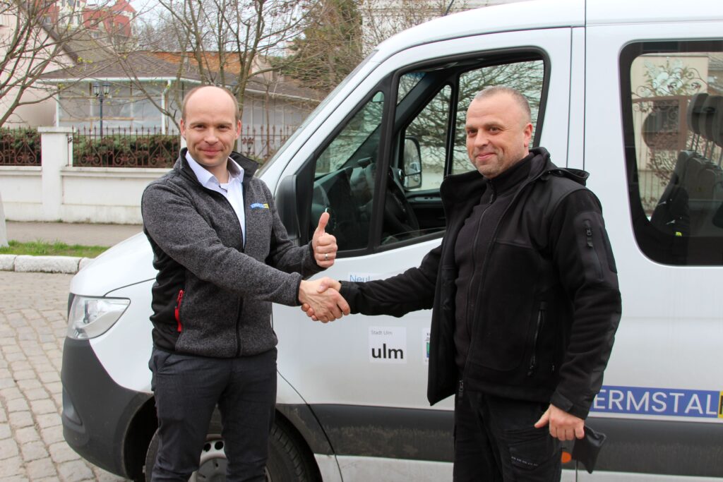 Білгород-Дністровська громада отримала інклюзивний автомобіль від німецьких партнерів