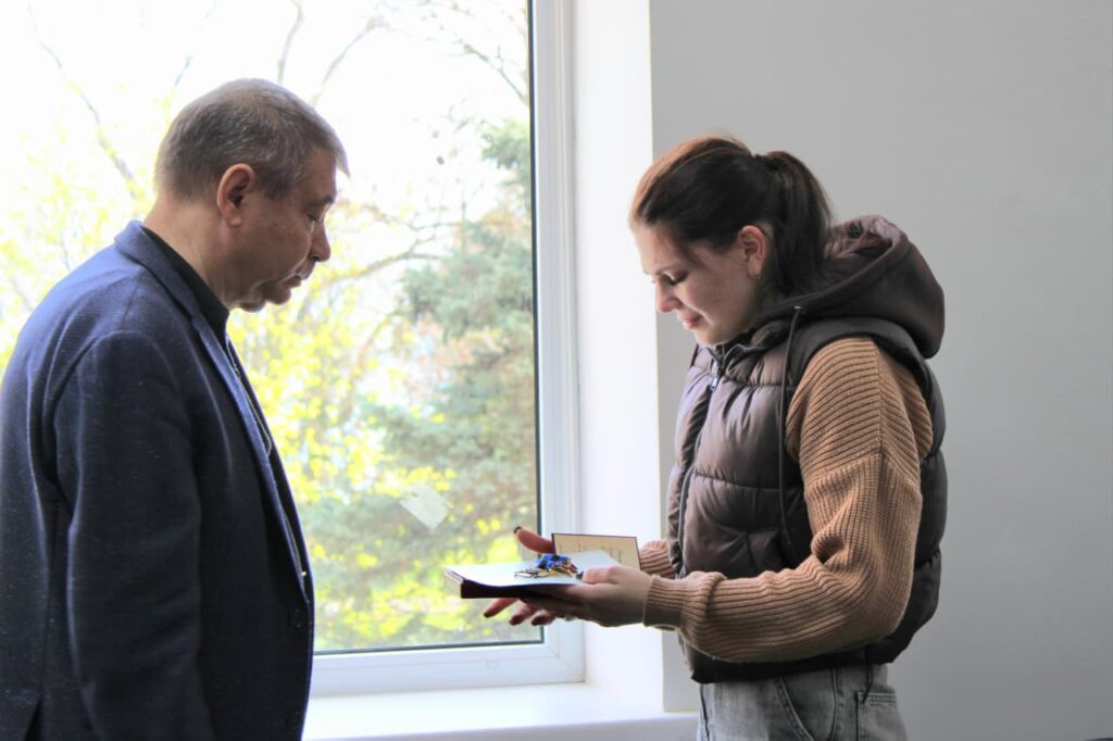 У Білгороді-Дністровському вшанували пам’ять загиблих військових та передали їх нагороди рідним