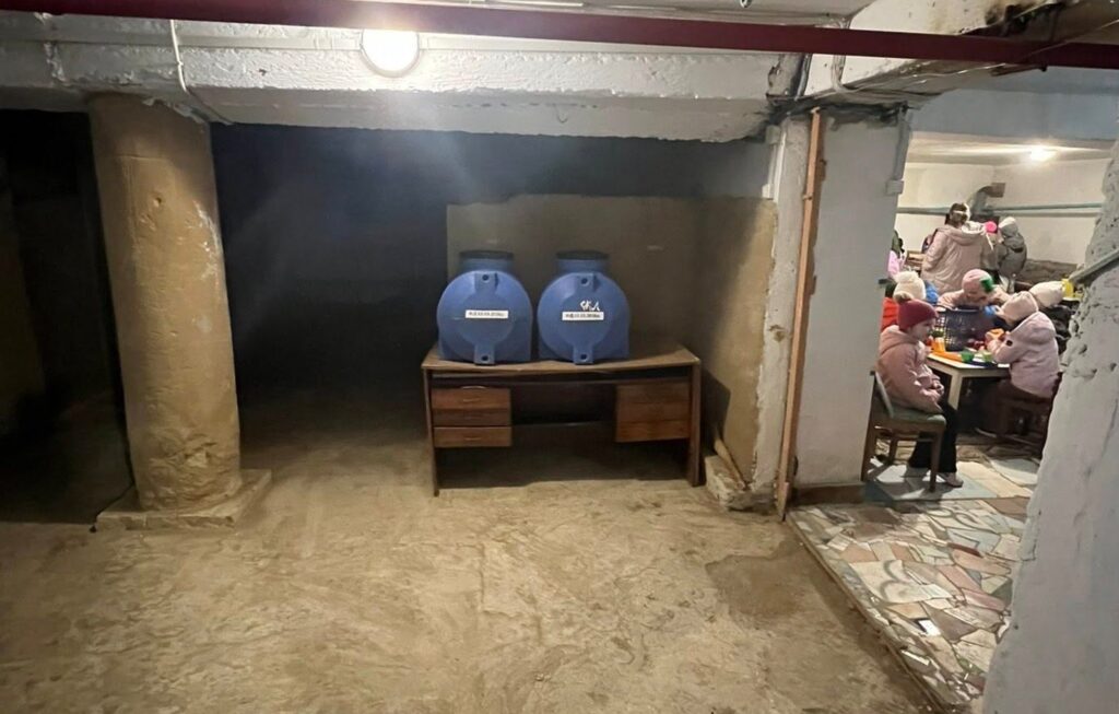 Батьки малюків звернули увагу на незадовільний стан укриття дитячого садочку в Бессарабській громаді