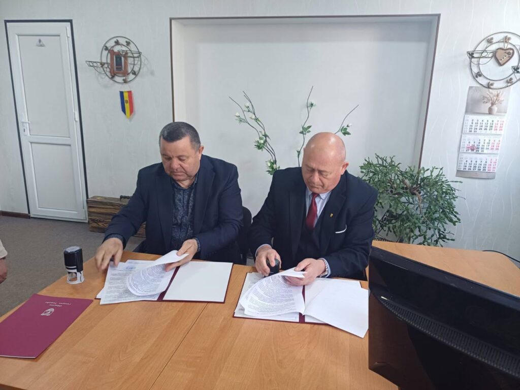 Бессарабська громада підписала меморандум про співпрацю з містом Твардиця у Молдові
