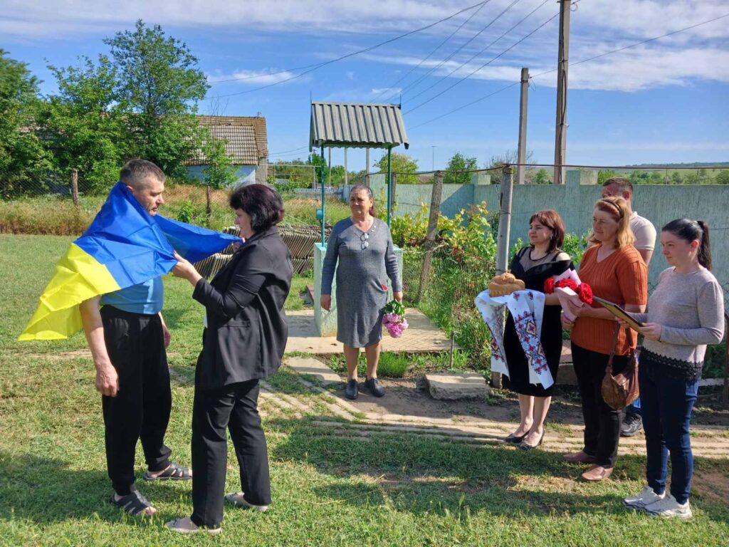 Повернення додому після реабілітації: до Петропавлівської громади повернувся захисник, який майже три роки був у полоні