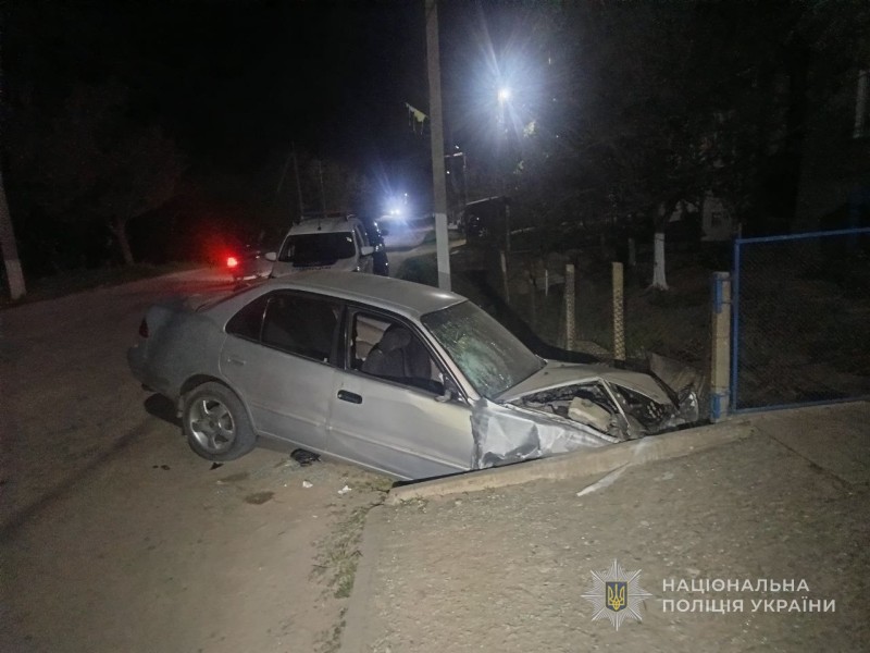 У Болградському районі підлітки напідпитку потрапили в ДТП: за кермом був 15-річний хлопець