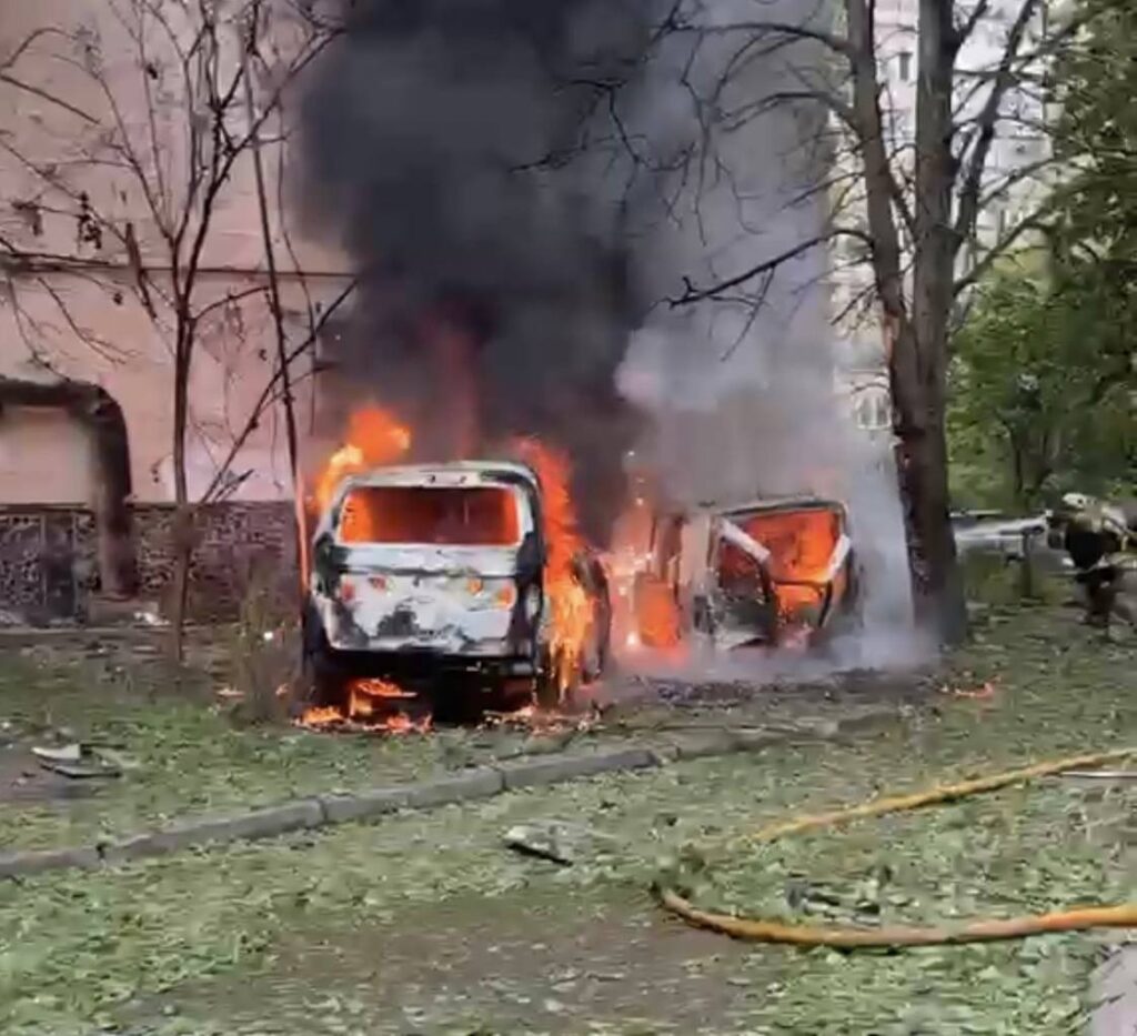 Окупанти серед дня атакували Одесу: є постраждалі