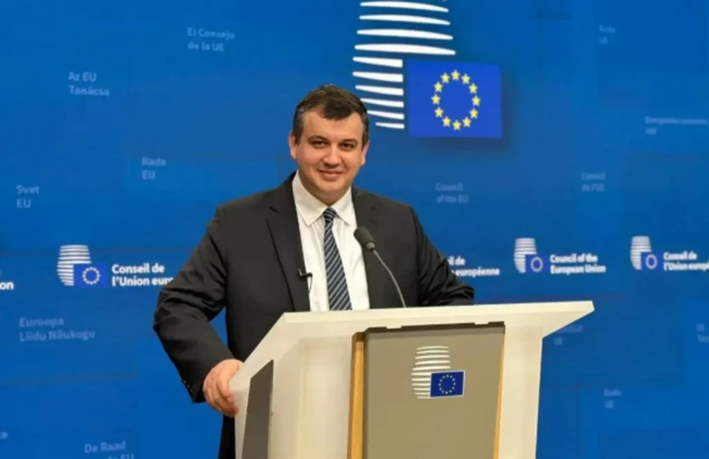 Уродженець Ізмаїльського району став Прем’єром Румунії: що про нього відомо?