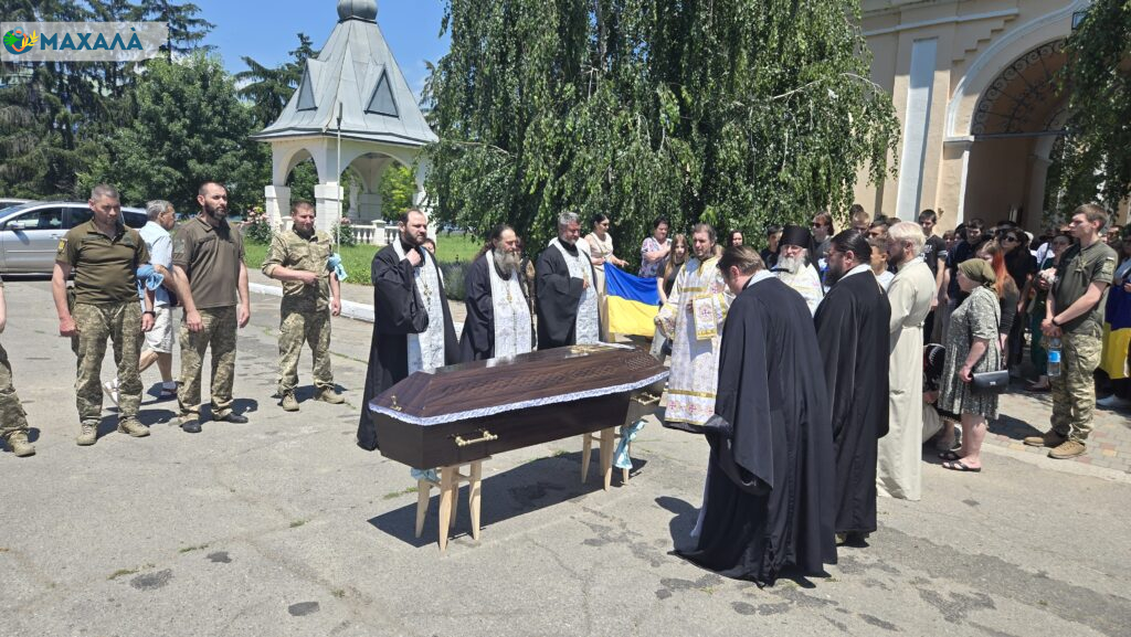 Ренійська громада провела в останню путь загиблого захисника Олександра Бартковського