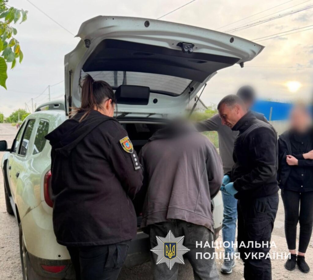 Жителя Білгород-Дністровського району викрили в організації схеми з вивозу військовозобов’язаних за кордон
