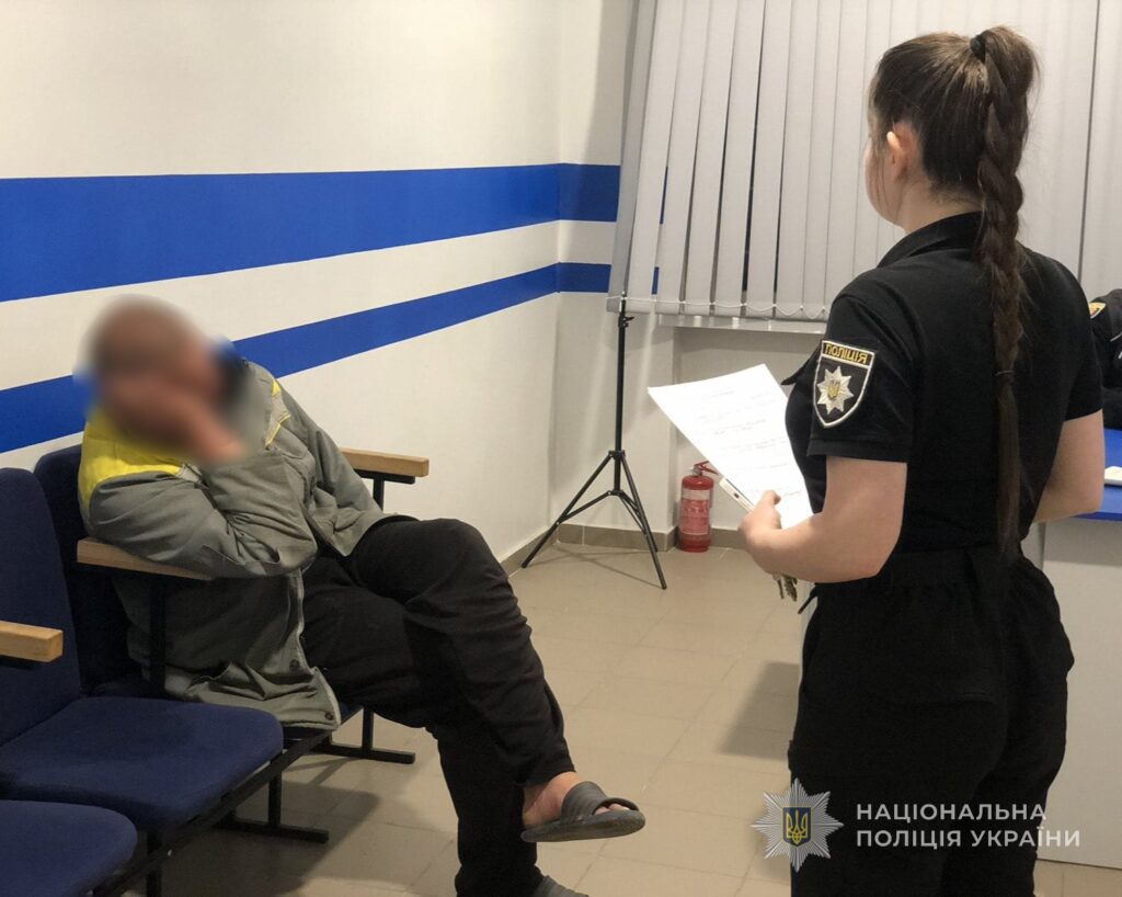 У Білгород-Дністровському районі чоловік на викраденому авто збив дитину та втік