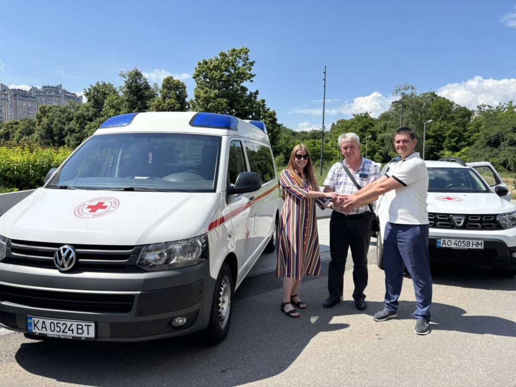 Медики Болградського району отримали у подарунок автомобіль швидкої допомоги 