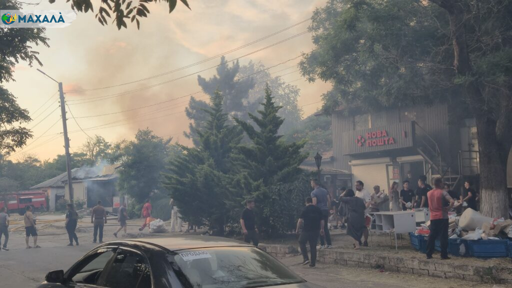 Масштабна пожежа: у Болграді вигорів склад Нової пошти
