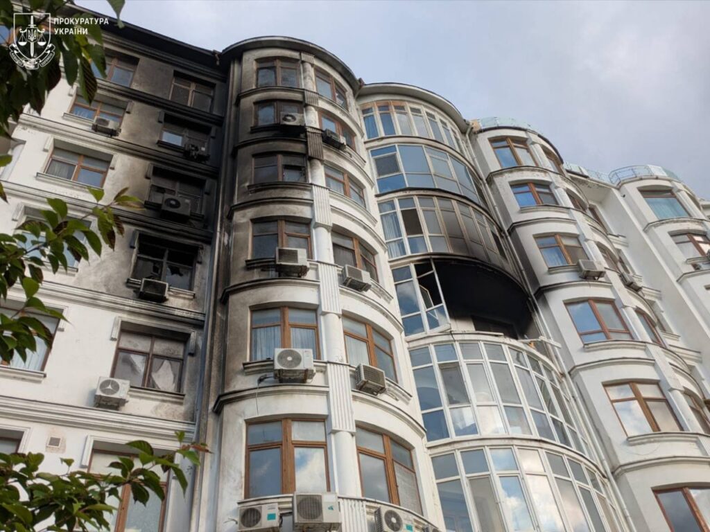 Вночі російська армія вдарила по житловому масиву Одеси  
