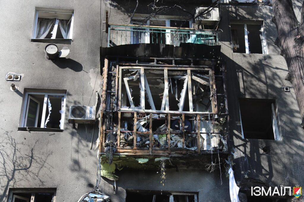 Благодійники допомагатимуть жителям Ізмаїла відновлювати житло після обстрілів