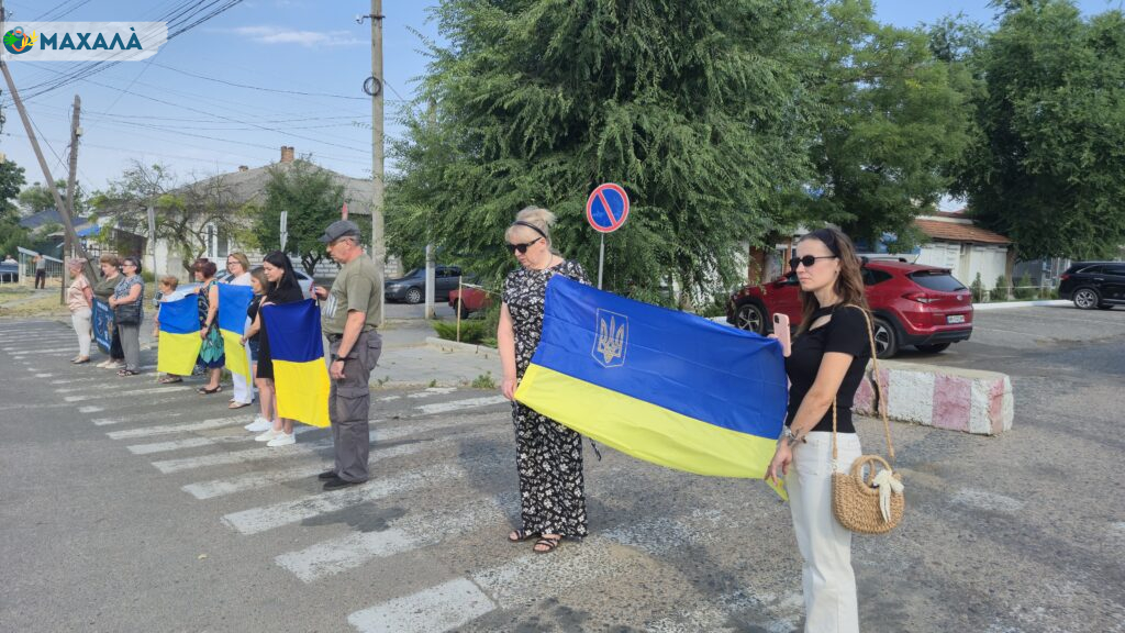 У Болграді вчергове провели спільну хвилину мовчання: до акції долучилася поліція