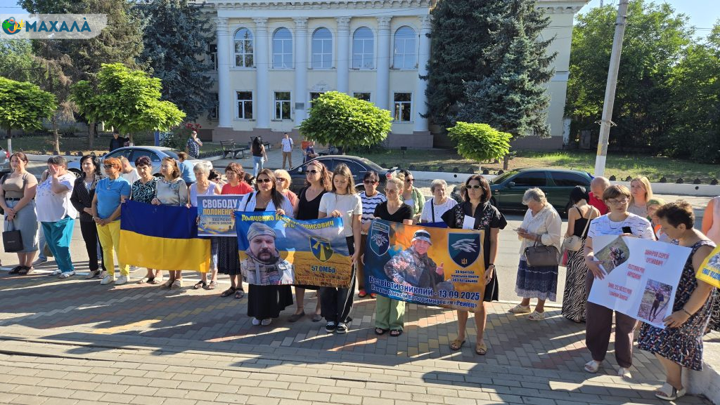 Автопробіг та Скринька надії: у Рені вшанували пам’ять страчених захисників та підтримали родини полонених і зниклих безвісти