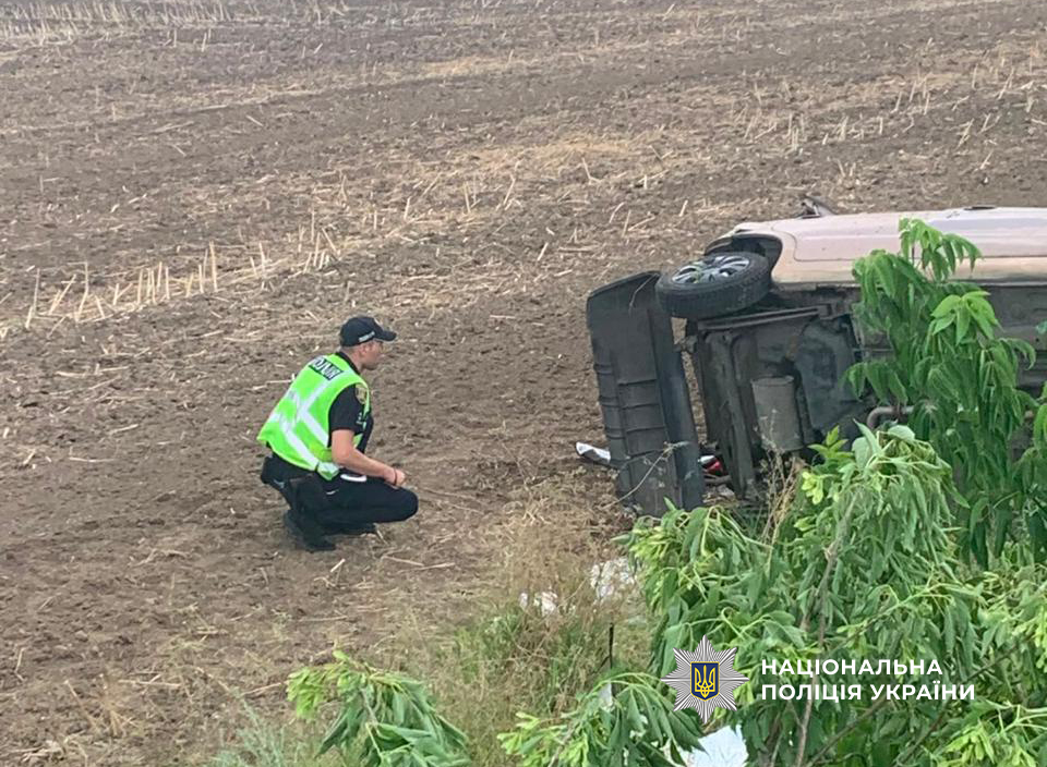 Не впоралася з керуванням: на трасі Одеса-Рені через ДТП син водійки потрапив до лікарні