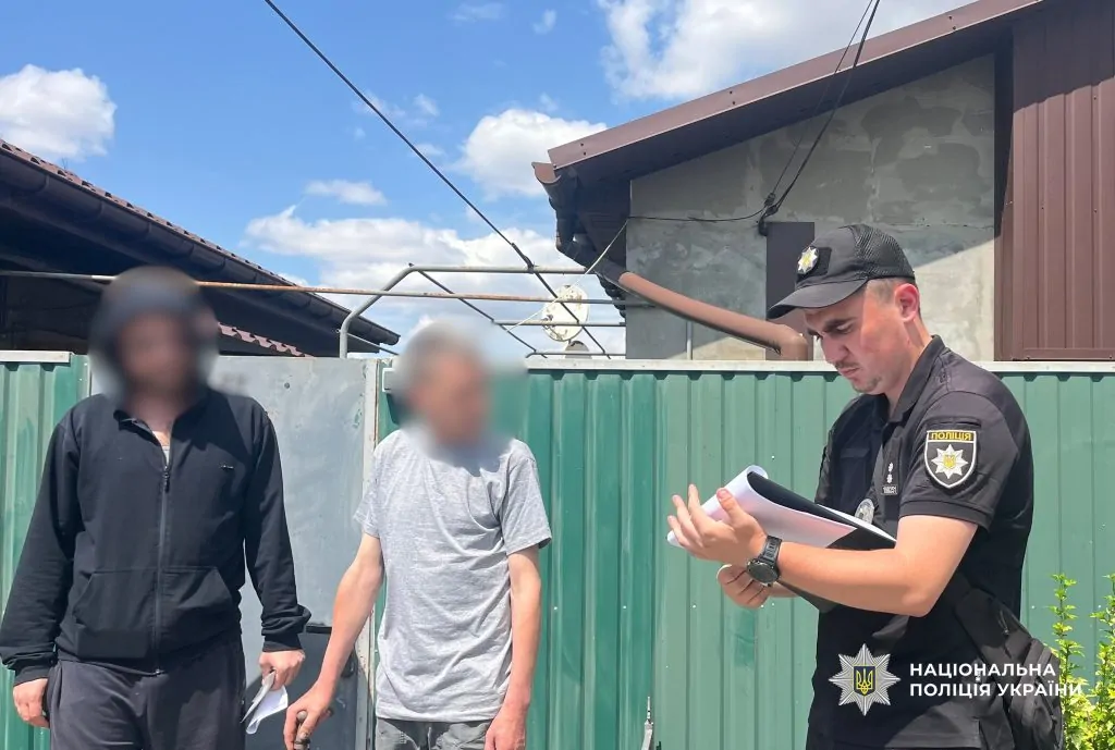 Поліцейські викрили жителя Ізмаїла на незаконному продажі зброї та гранат