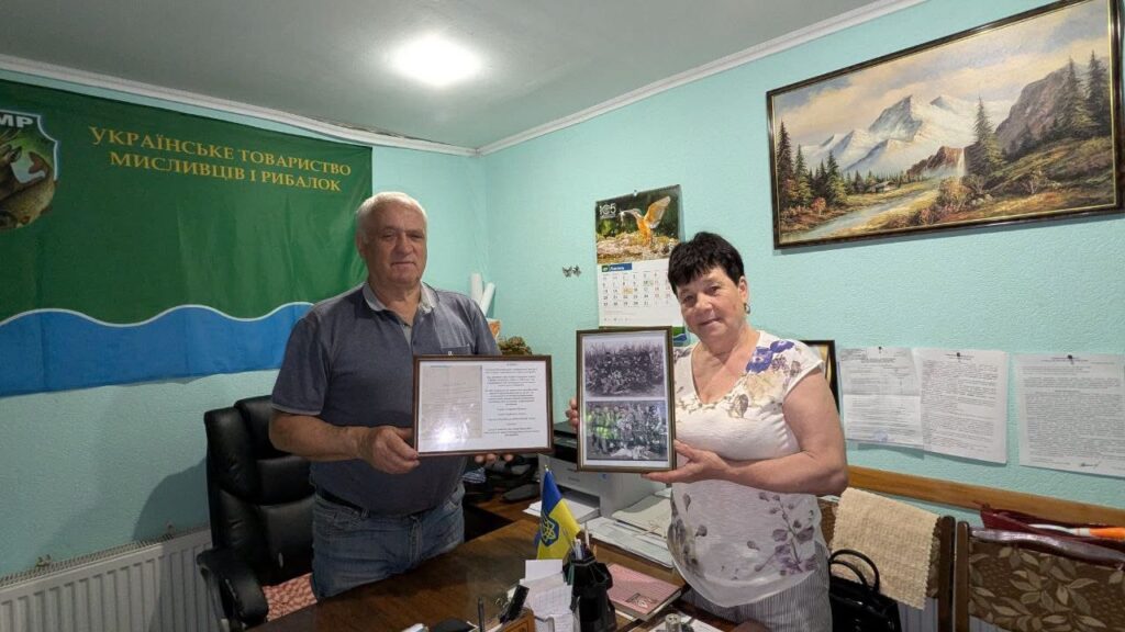 Саратський музей передав Мисливському товариству копії історичних документів і світлин
