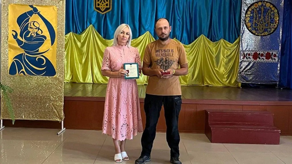 Двох захисників із Вилківської громади відзначили нагородами за службу Україні