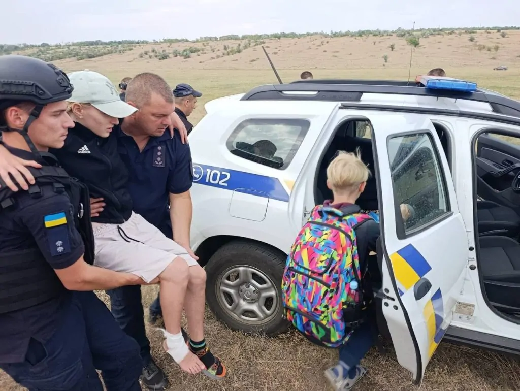 Ворог завдав повторного удару по потягу на Одещині під час евакуації: в ОВА розповіли подробиці атаки