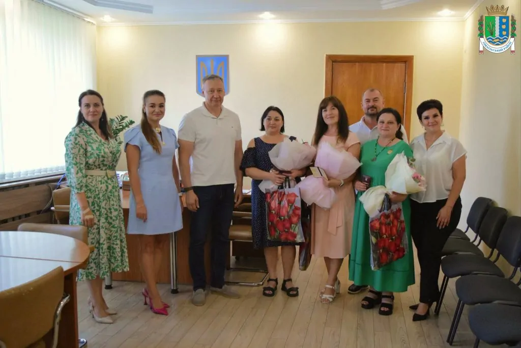 Трьом жителькам Ізмаїльського району вручили посвідчення до почесного звання «Мати-героїня»