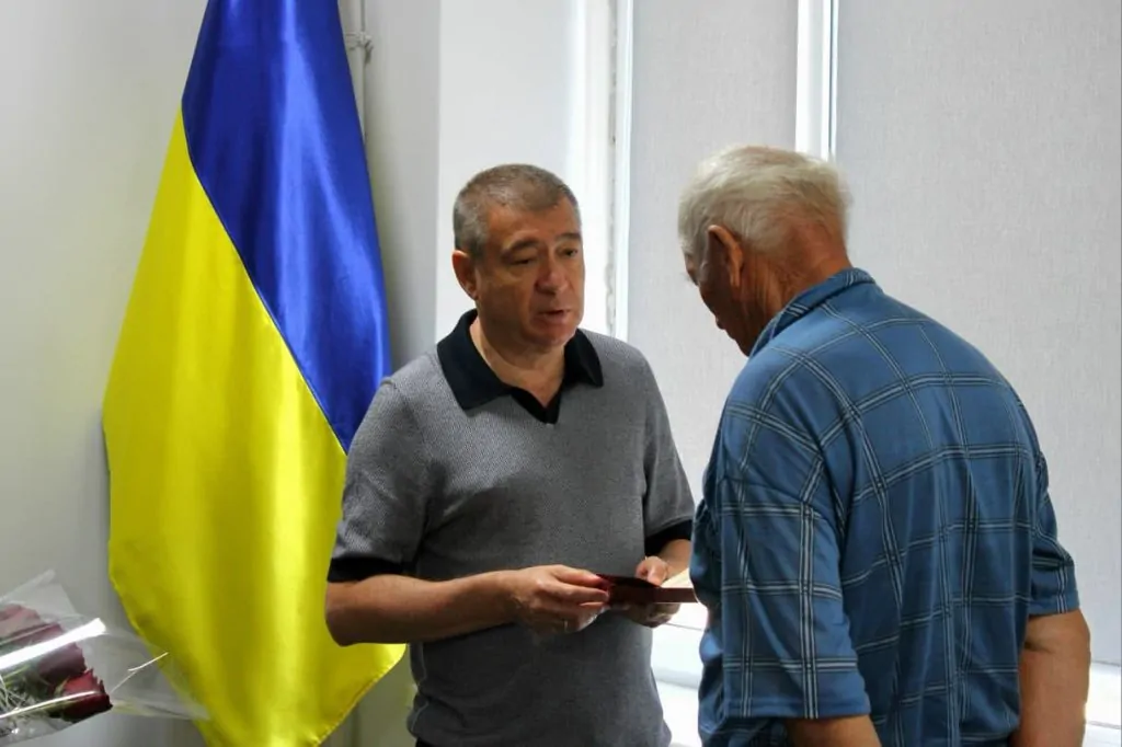 Родинам трьох полеглих захисників із Білгород-Дністровського району вручили державні нагороди