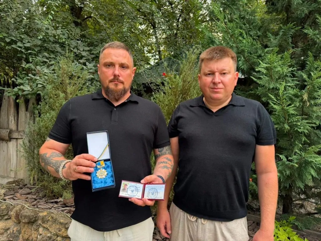 Захиснику з Арциза Миколі Казакову вручили відзнаку Почесного громадянина громади