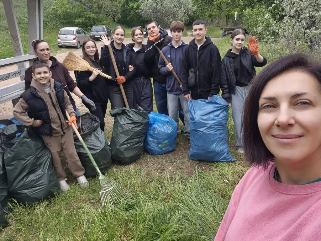 Екосвідомість – це стиль життя: як ренійські волонтери опікуються санітарним благополуччям місць відпочинку у місті